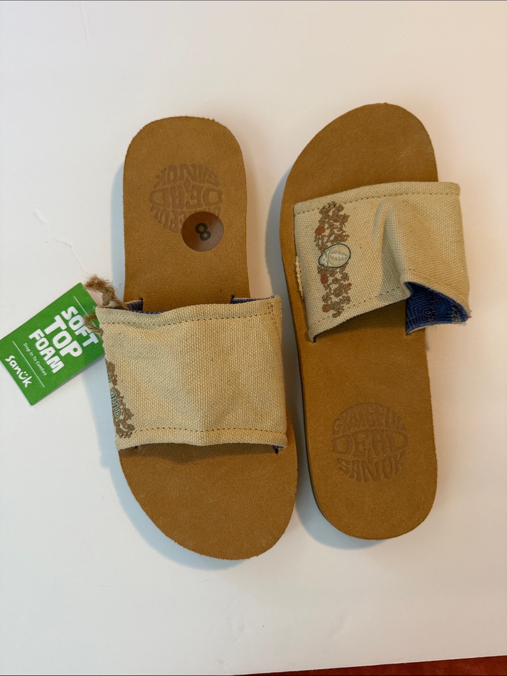 Sanuk Woman’s Beige Canvas Slide Sandals